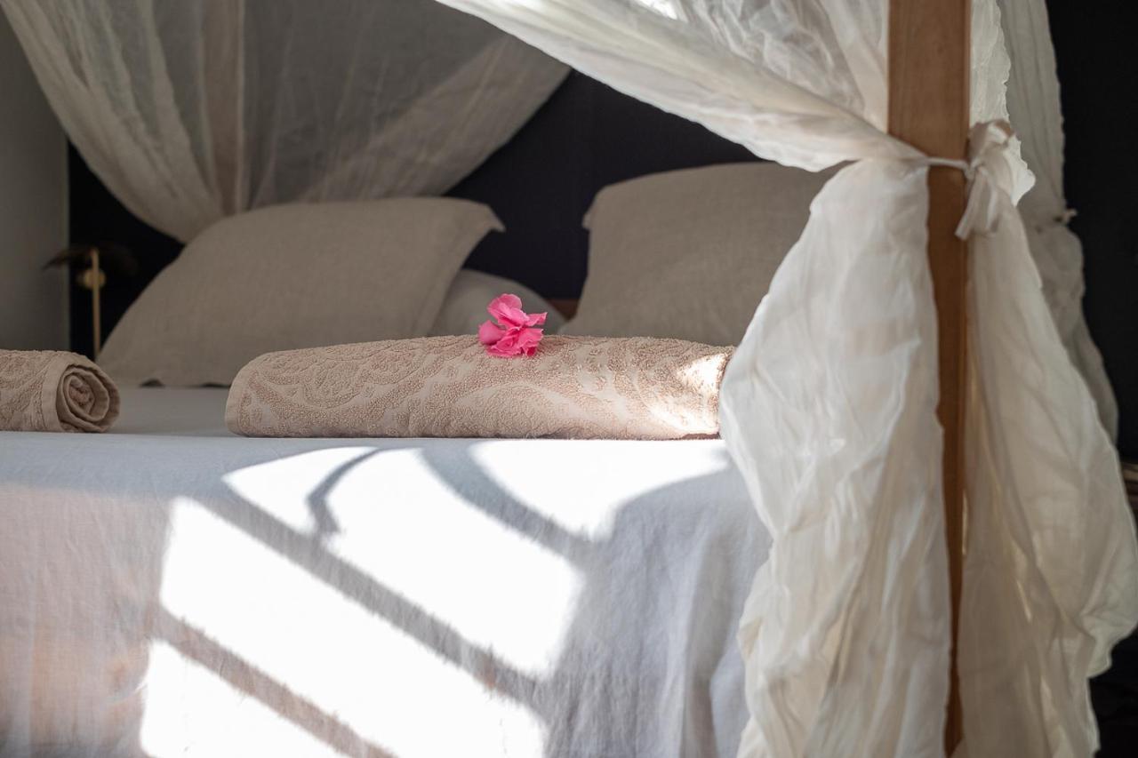 La Kazaka Terre Sainte Bed & Breakfast エクステリア 写真